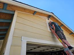 Best Aluminum Siding Installation  in Newark, NY